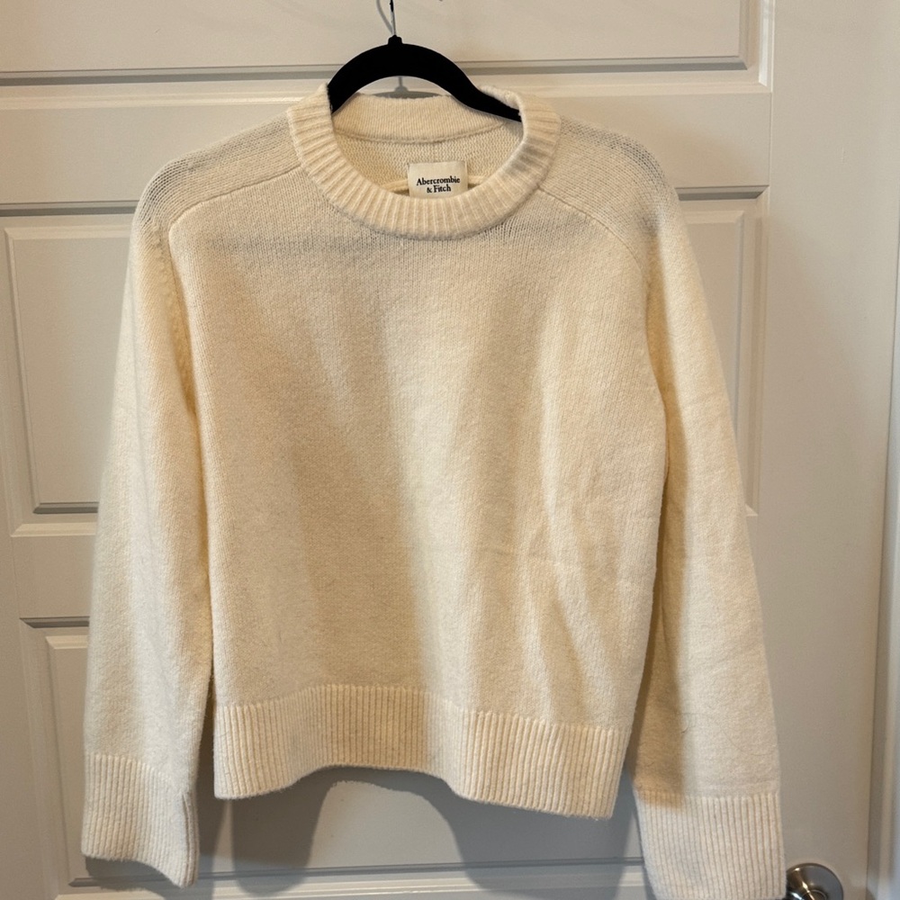 Abercrombie & Fitch Madeline crew sweater